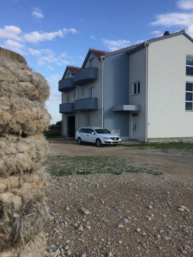 Apartmani Niko 1 Radovin Luaran gambar