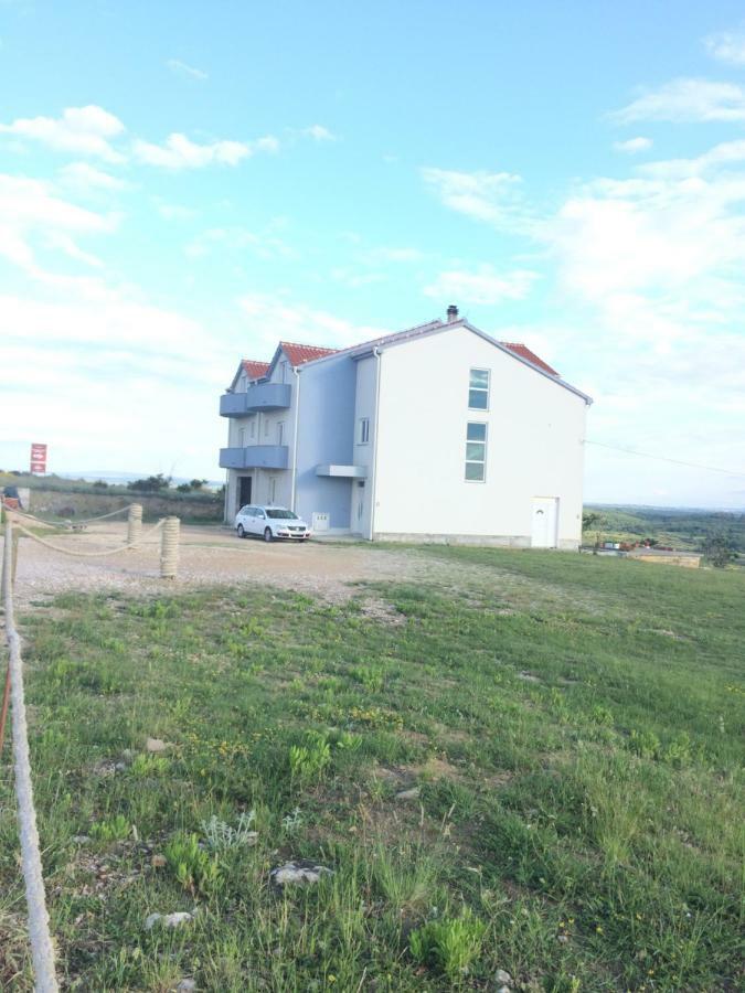 Apartmani Niko 1 Radovin Luaran gambar